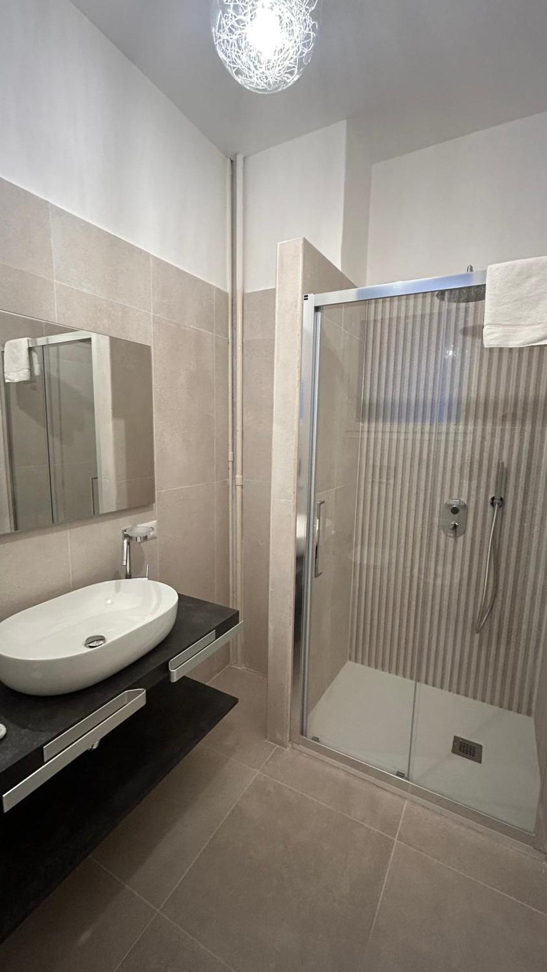 Panaro - Luxury * Rom